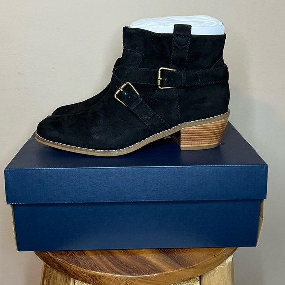🌻Cole Haan Black Ankle Boots With  Buckles - Picture 3 of 6